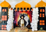 Lạc trong xứ sở Halloween đầy màu sắc của Hoa Trạng Nguyên